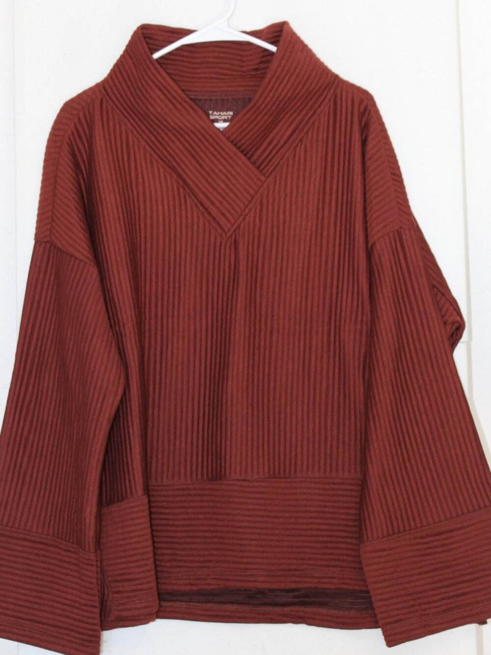 Tahari Sport Womens Size 2X Ribbed Maroon Sweater/Sweatshirt